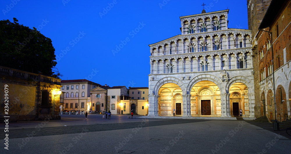 View of the landmark Renaissance Lucca Cathedral (Duomo di Lucca, Cattedrale di San Martino), a Roman Catholic cathedral in Lucca, a historic city in Tuscany, Central Italy