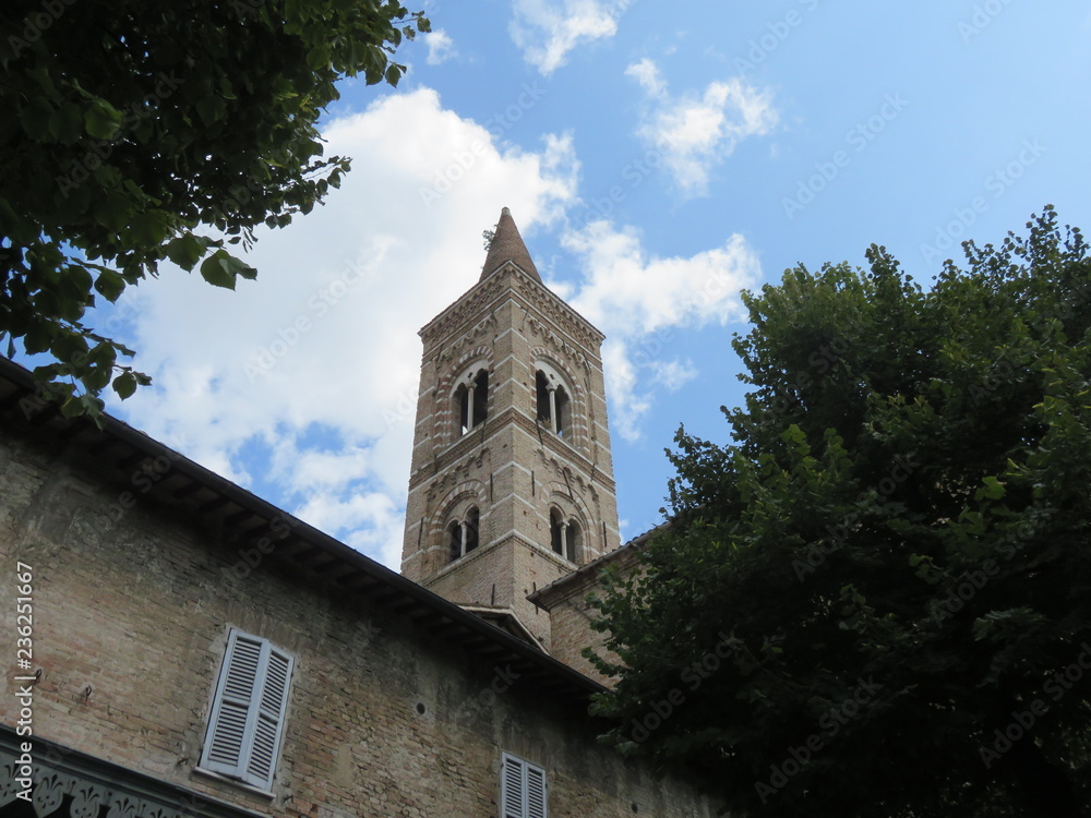 Antico campanile