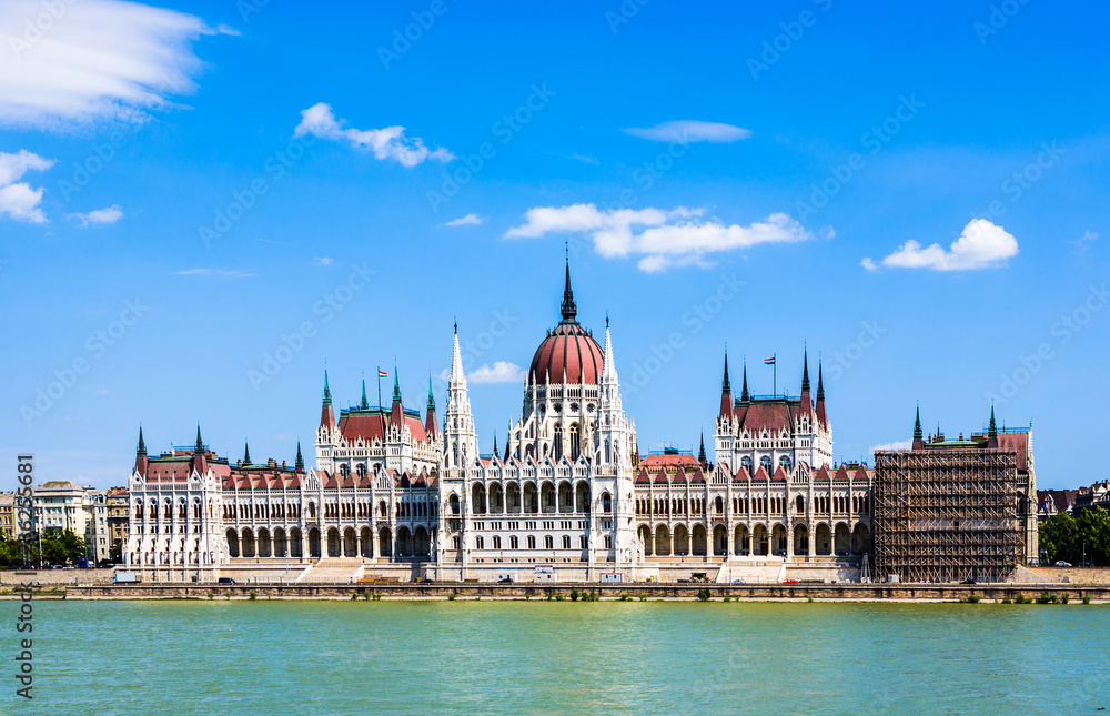 Fototapeta premium Hungarian parliament in Budapest