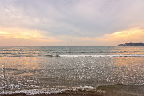 夕方の鎌倉材木座海岸