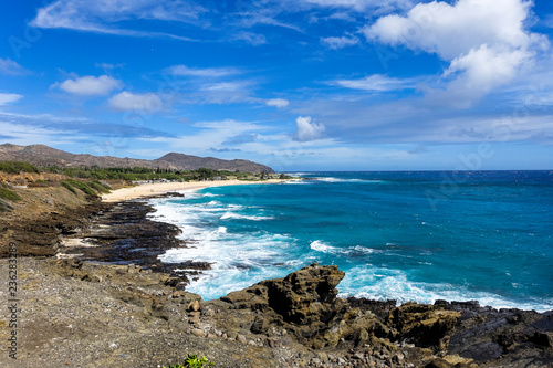 Hawaiian sea from a cliff, O'ahu, Hawaii