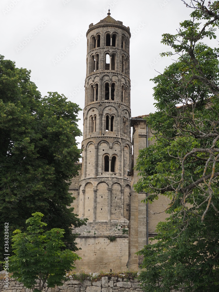 Uzès – gemütliche Kleinstadt in Frankreich - Ehemalige Kathedrale in Uzès

