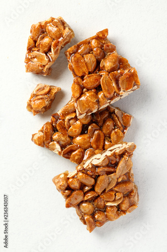 Photos PEANUT BRITTLE