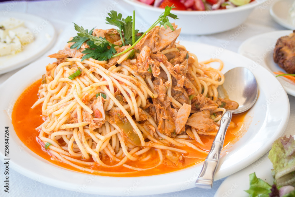 Thunfischspaghetti Thunfischspaghetti
