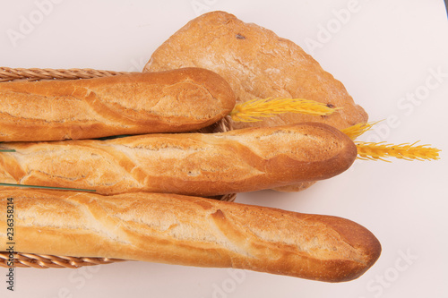Французские багеты и чиабатта с колосками