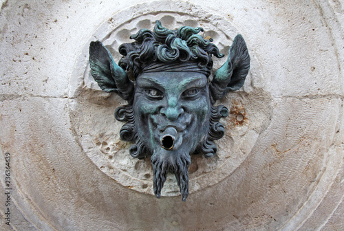 Foto Ancona; cannello con volto di fauno della Fontana del Calamo