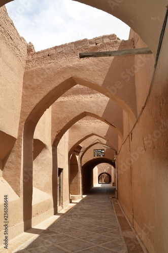 Dedalo muri color sabbia di paglia ed argilla Yazd