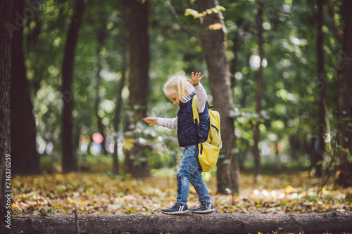 Quadro em tela The theme children outdoor activities