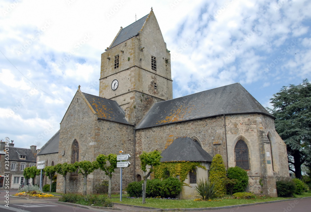 Ville d'Agon-Coutainville, église Saint-Evroult, département de la Manche, France