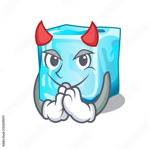 Devil Ice cubes set on wiht character