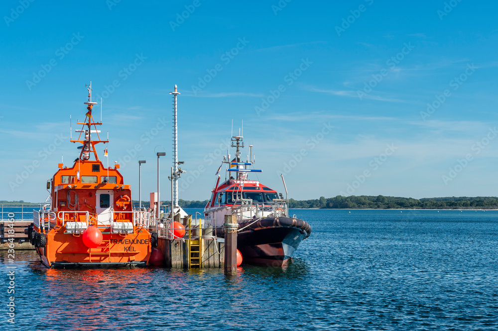 Fototapeta premium Lotsenboote