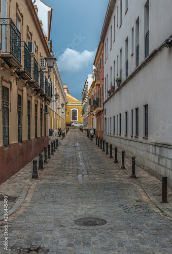 narrow street in old town  © Валерий Минухин