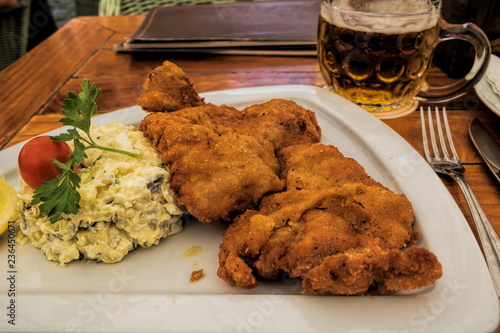 Obraz na płótnie Wiener Schnitzel w salonie