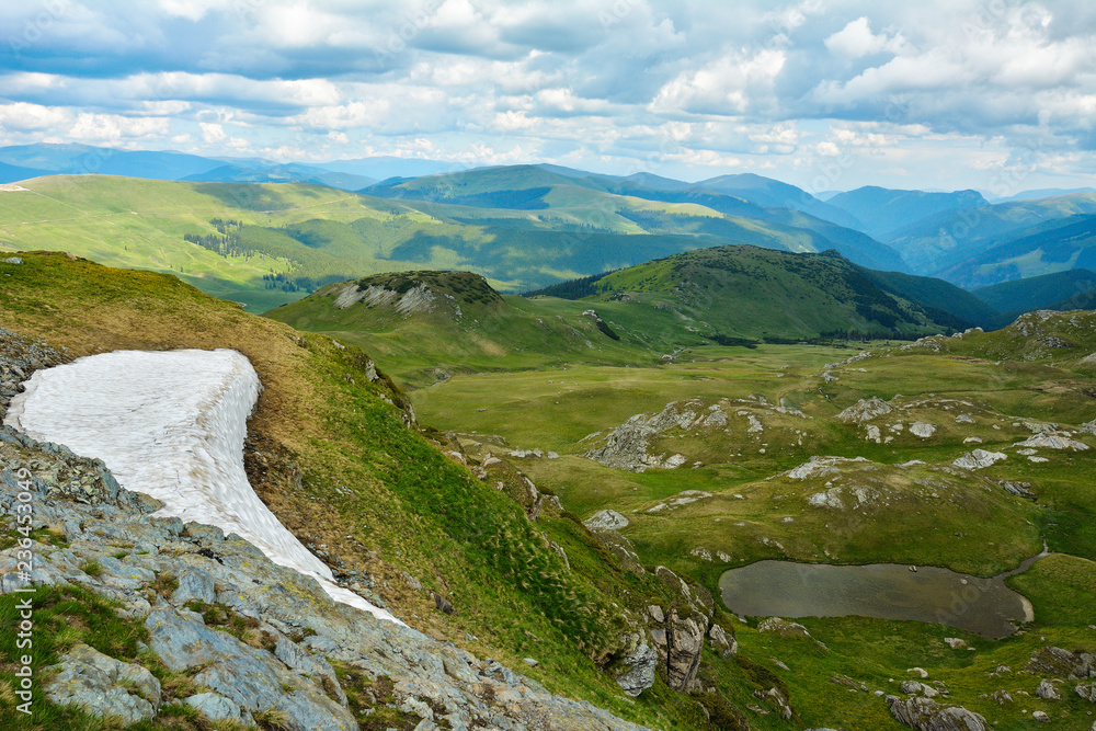 Naklejka premium The Transalpina Road - in România 