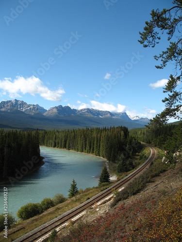 Travel in Canada. Nature and landscape: lakes, mountains, forest 