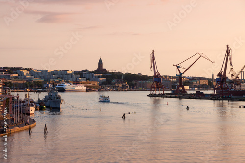 Obraz na płótnie Cranes in Gothenburg w salonie
