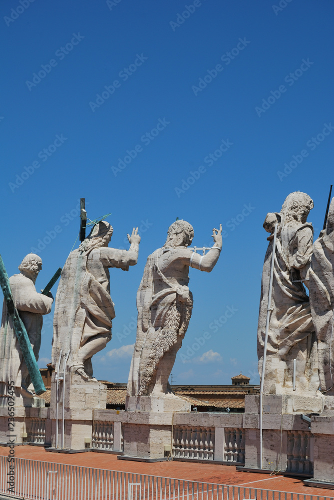 Obraz premium View of the St. Peter's Basilica in Vatican city.