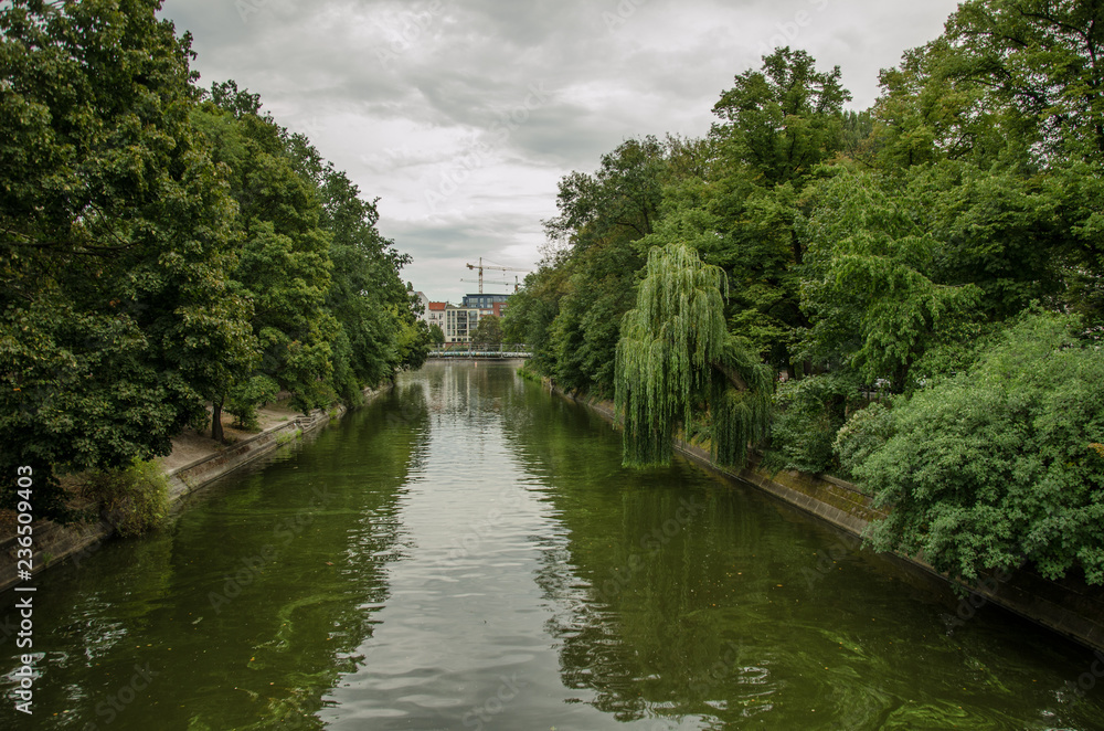 Fototapeta premium Urlaub in Berlin-Kreuzberg