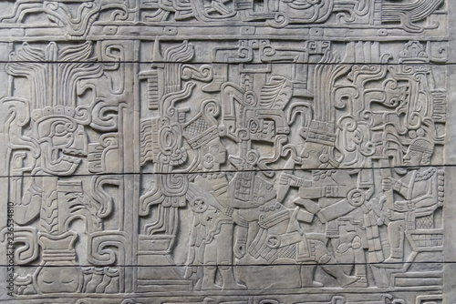 retablo maya de piedra de la cultura antigua mexicana photo