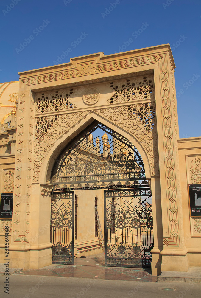 Fototapeta premium Gates to the mosque