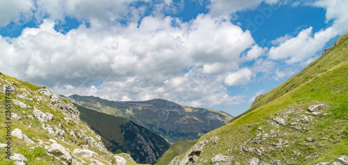 sentiero da Foce al lago di Pilato