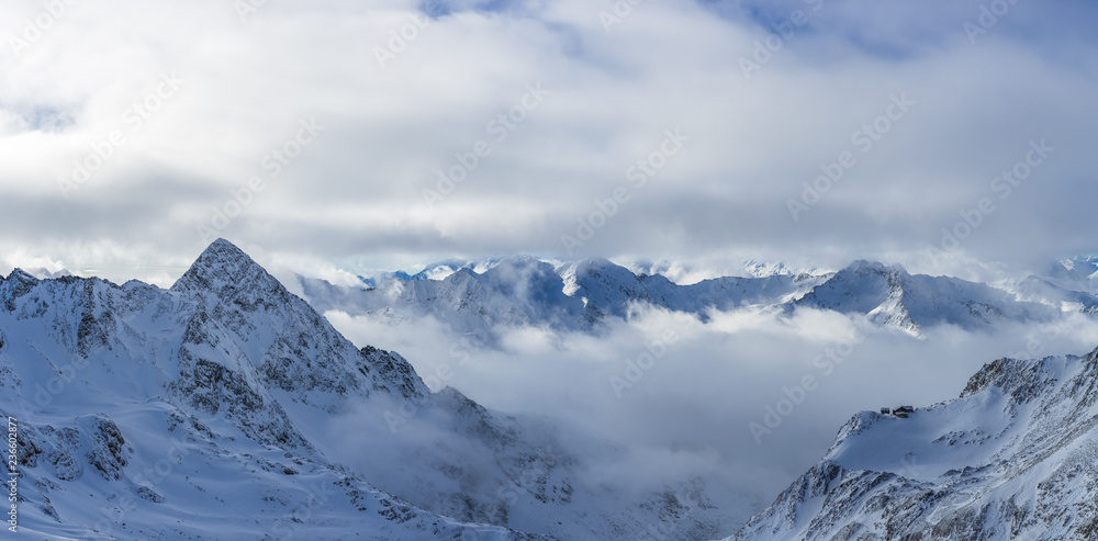 Obraz premium winter in the alps in tirol, austria, neustift, stubaital