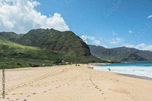View of the long Makua beach in West Oahu, Hawaii