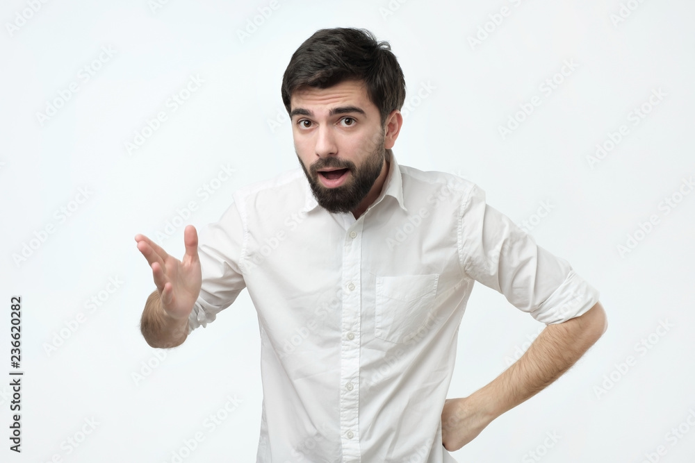 Φωτογραφία Young spanish man with black beard