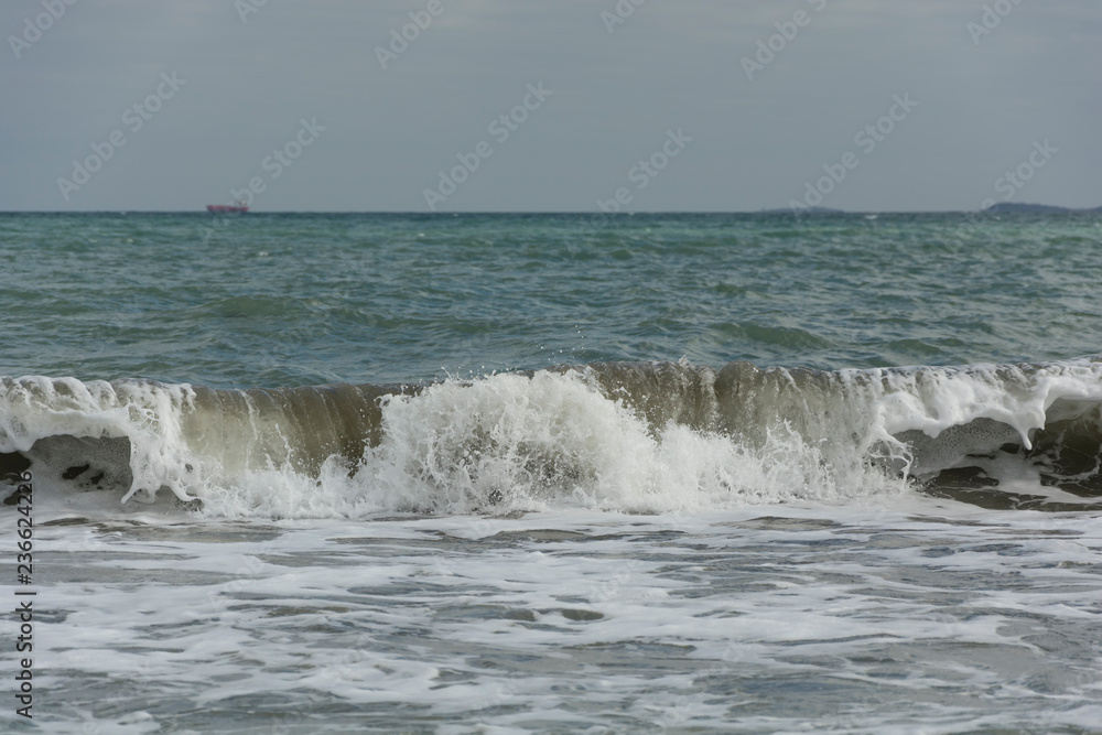 Fototapeta premium Sea waves beach