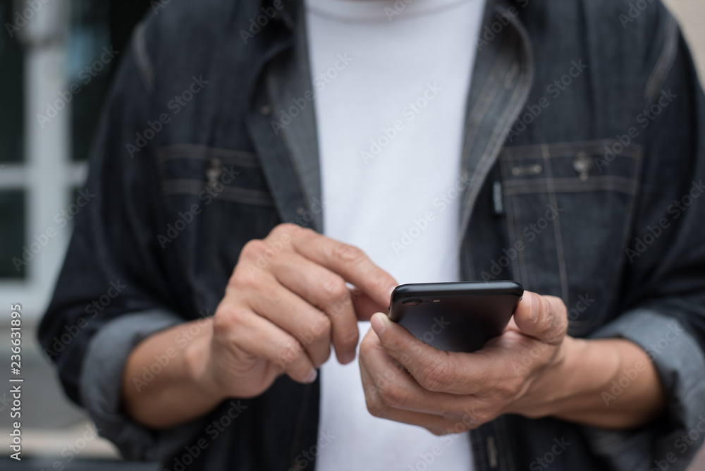 Man using smartphone Man using smartphone