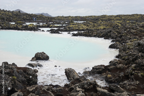 Blaue Lagune "Bláa Lónið" - Landschaft auf der Reykjanes-Halbinsel / Island 