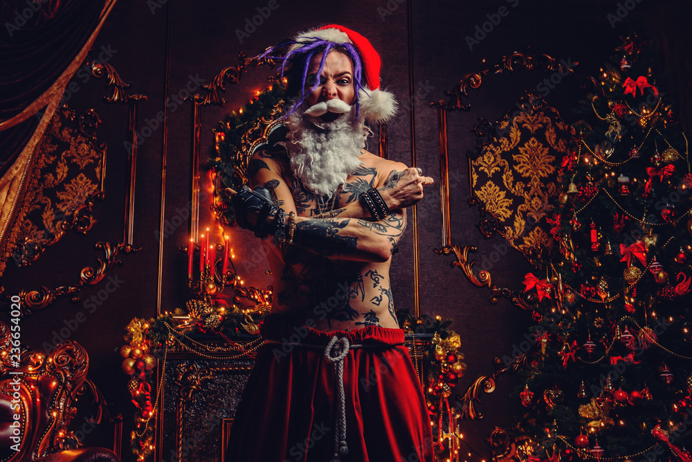 Fototapeta premium nude tattooed santa