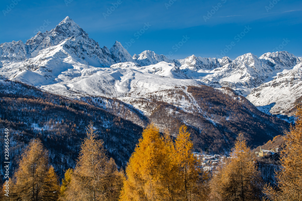 Obraz premium Monviso, patrimonio dell'Unesco