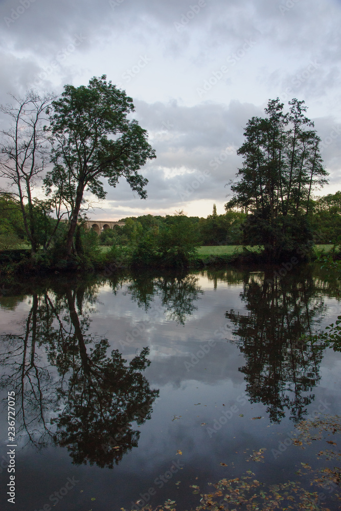 Obraz premium Orne river