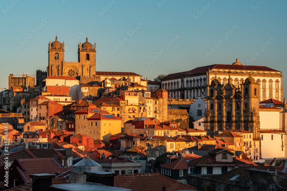 Fototapeta premium porto old city center town during the sunset golden hour