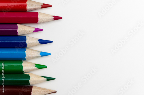 Buntstifte auf weißem Hintergrund, Template, Vorlage mit Stift für Text cc photo