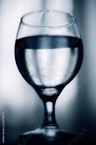 glass, wine, drink, alcohol, empty, white, isolated, wineglass, beverage, crystal, black, transparent, champagne, object, clear, water, liquid, glasses, clean, cup, bar, red, reflection