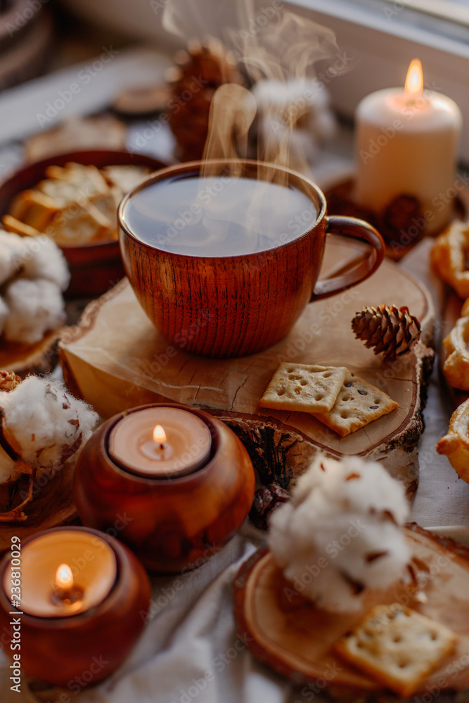 Fototapeta premium hot tea with candles