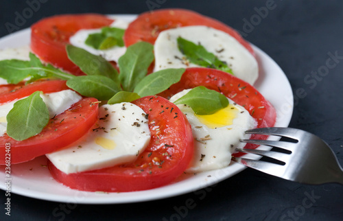 mozzarella, tomato, salad, cheese, italian, basil, food, lettuce, caprese, plate, white, background, cuisine, red, healthy, fresh, leaf, eating, diet, meal, vegetable, snack, vegetarian, lunch, herb, 