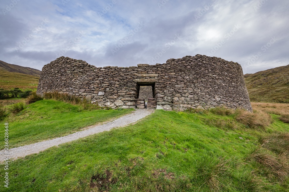Staigue fort. A ruined stone ringfort three miles west of Sneem in Ireland Staigue fort. A ruined stone ringfort three miles west of Sneem in Ireland