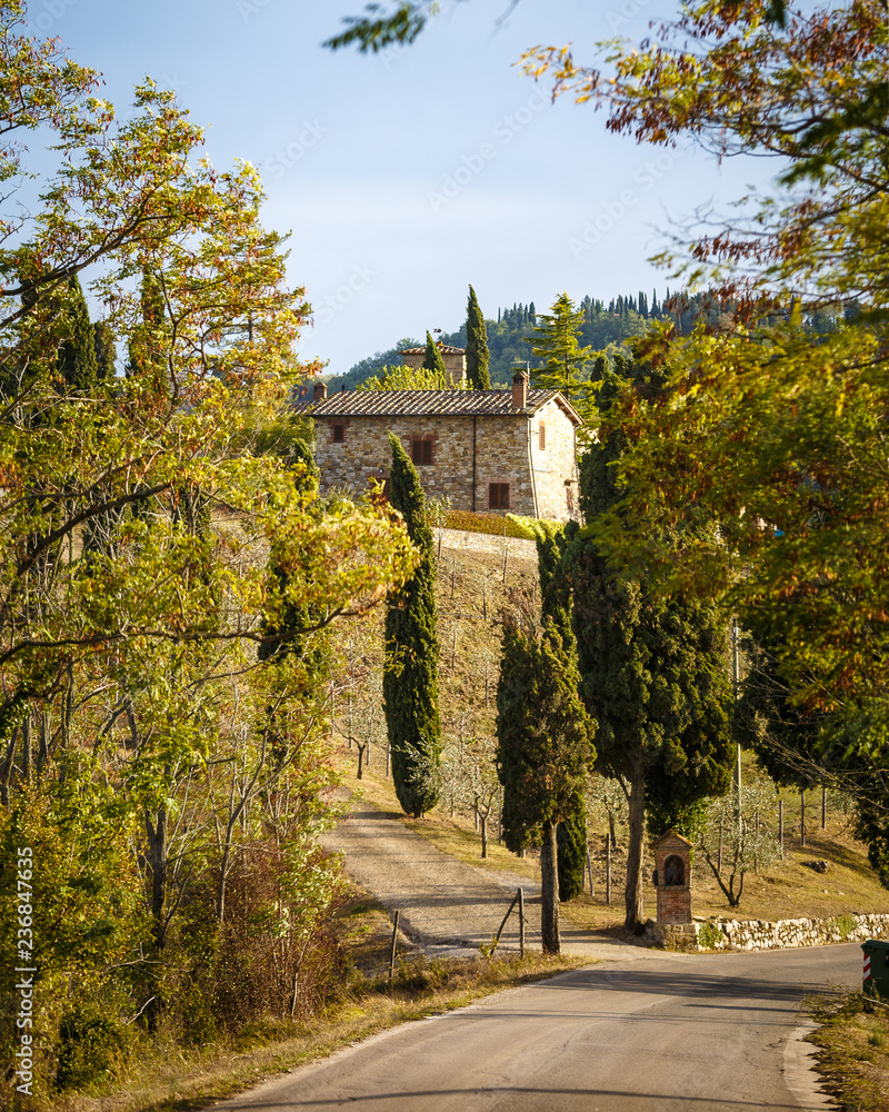 Small house in tuscany Small house in tuscany