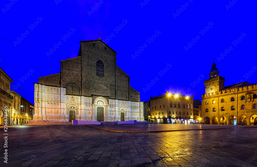 Basilica of San Petronio, Palazzo dei Notai, Palazzo d'Accursio on Piazza Maggiore in Bologna, Emilia-Romagna, Italy