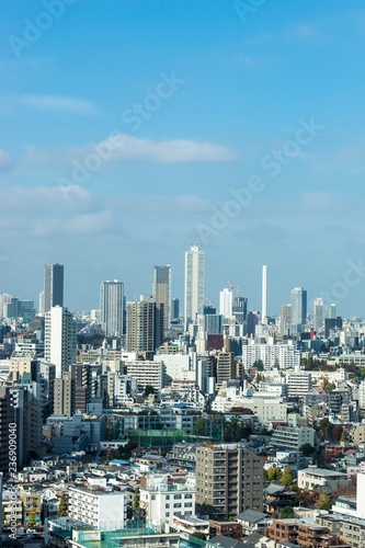 東京後楽園から望む池袋方面