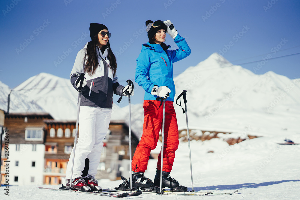 girls with ski