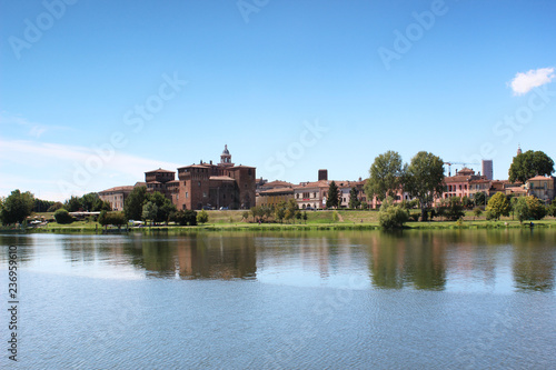 Mantova vista dalla Cittadella