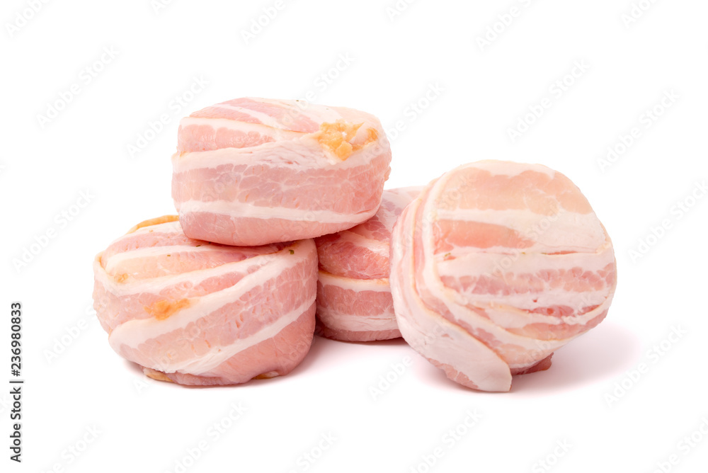 Ziegenfrischkäse im Speckmantel Ziegenfrischkäse im Speckmantel