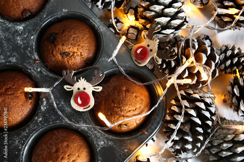 chrismas decoration and christmas bake, I wish you a merry christmas and a Happy New Year, holidays are coming, christmas puncakes, natal e bolos - queques 
