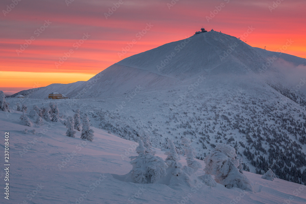 mountains, giant, czech, winter, mountain, krkonose, snow, karkonosze, landscape, panorama, karpacz, nature, sky, snowy, white, sun, travel, cold, blue, view, europe, outdoor, day, scenery, ski, valle