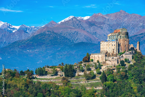 Foto Sacra di San Michele in autunno