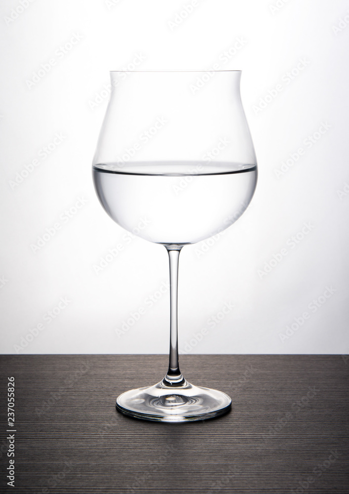 Obraz premium Wine glass
